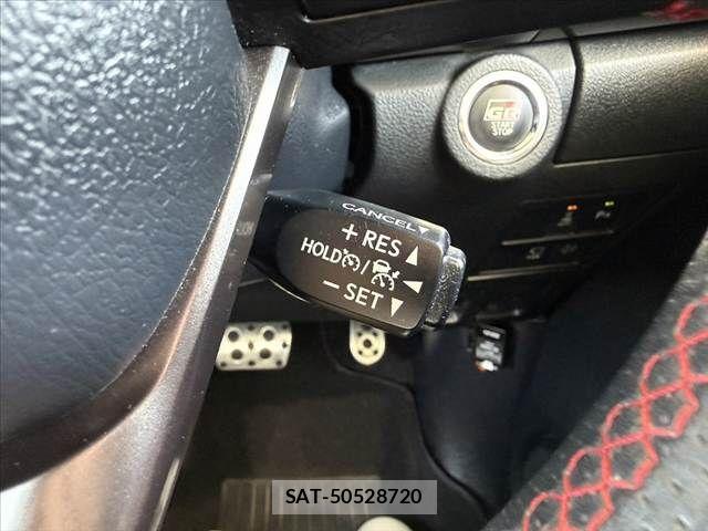 Toyota HILUX 2023-09 8314755-27
