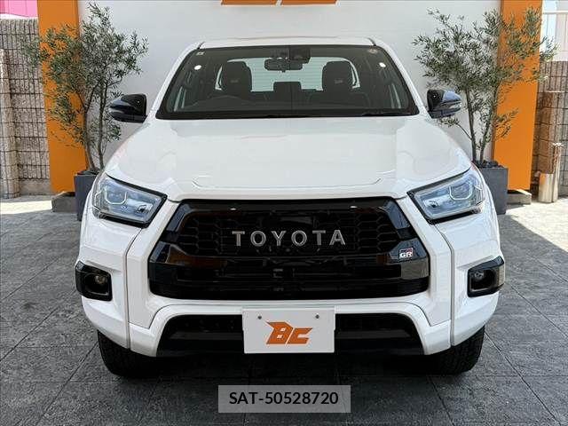 Toyota HILUX 2023-09 8314755-8