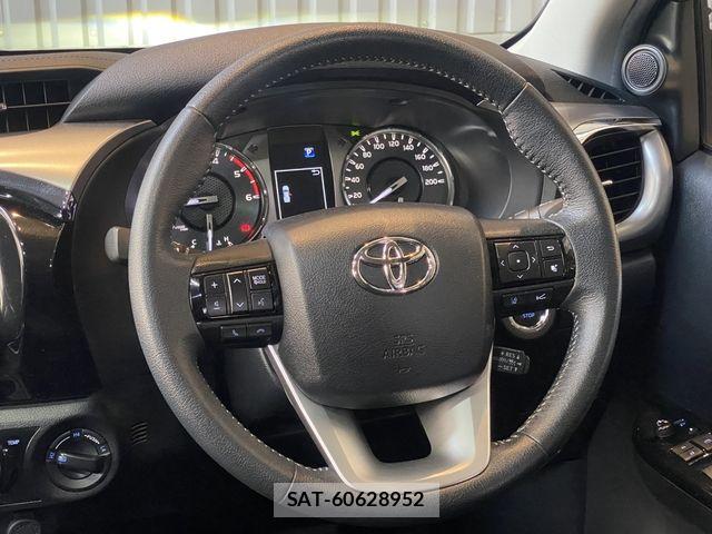Toyota HILUX 2022-01 8314756-19