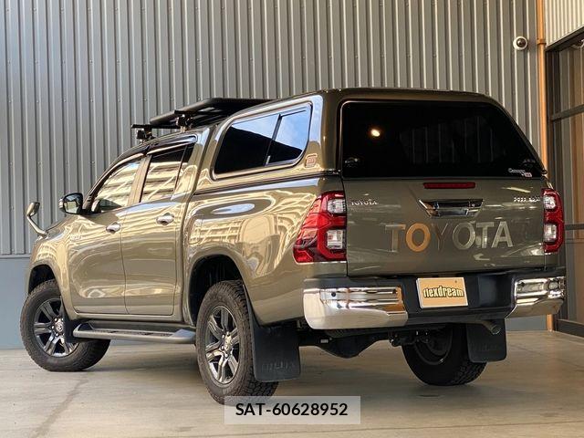 Toyota HILUX 2022-01 8314756-2
