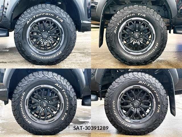 Toyota HILUX 2019-07 8314759-3