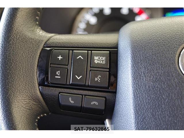 Toyota HILUX 2023-02 8336163-24