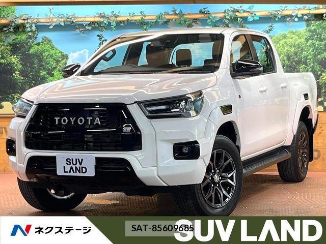Toyota HILUX 2023-03 8336158-0