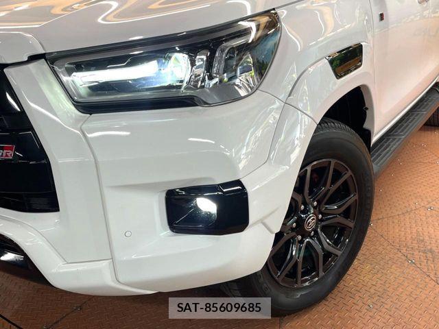 Toyota HILUX 2023-03 8336158-11