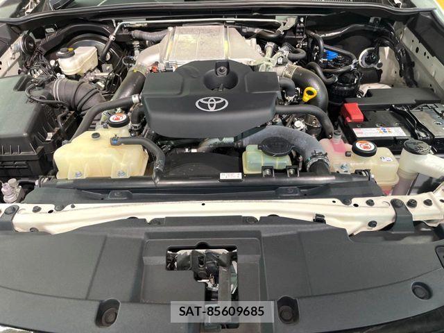 Toyota HILUX 2023-03 8336158-17