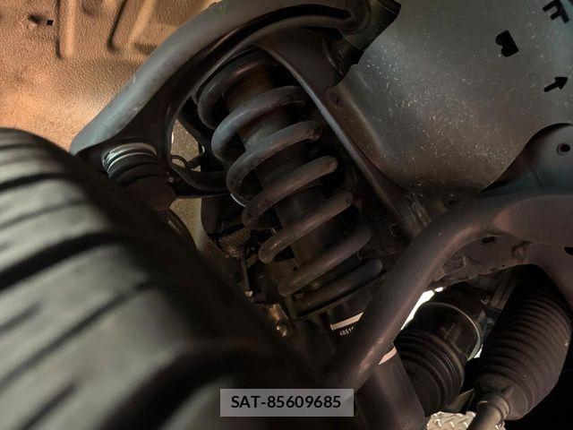 Toyota HILUX 2023-03 8336158-19