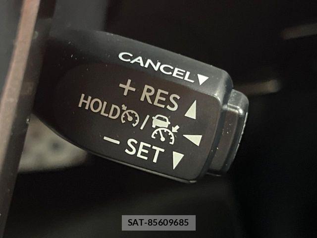 Toyota HILUX 2023-03 8336158-4