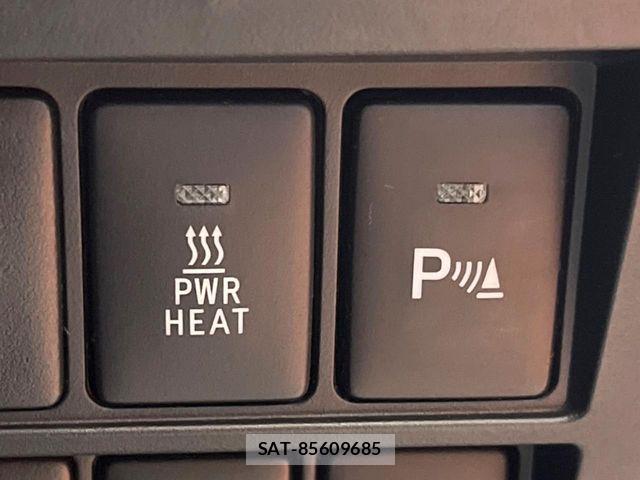 Toyota HILUX 2023-03 8336158-6