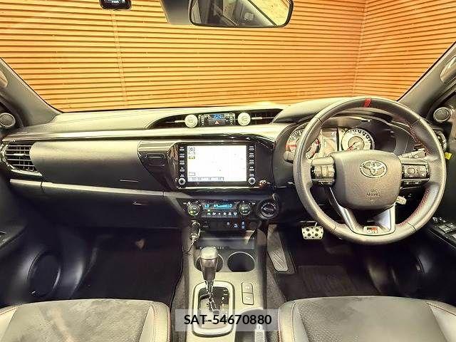 Toyota HILUX 2023-09 8336161-1