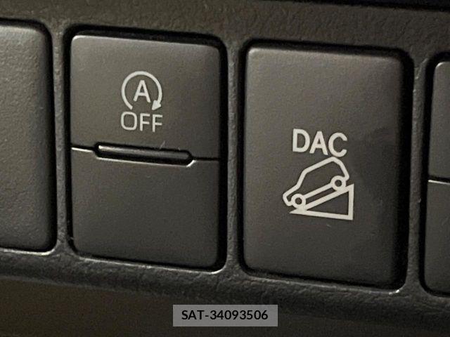 Toyota HILUX 2023-04 8336157-6