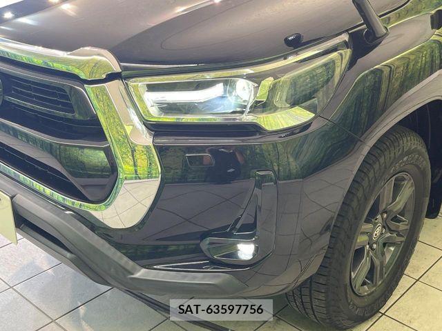 Toyota HILUX 2022-03 8336164-11