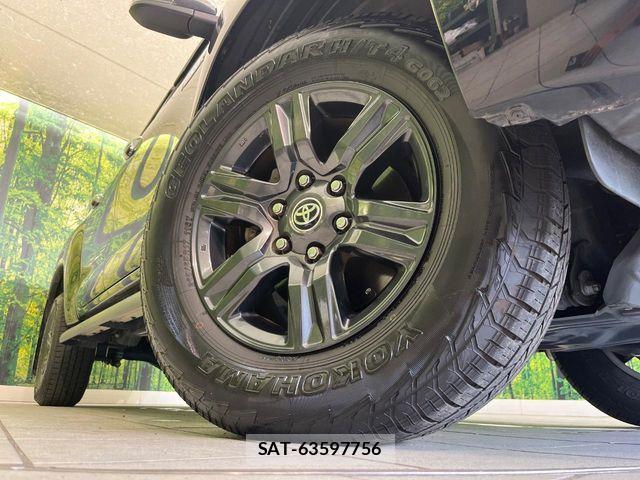 Toyota HILUX 2022-03 8336164-12
