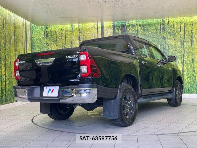 Toyota HILUX 2022-03 8336164-16