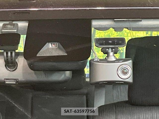 Toyota HILUX 2022-03 8336164-5