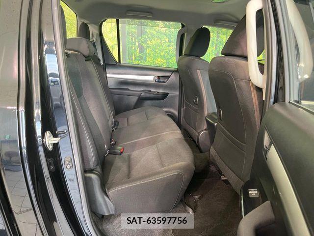 Toyota HILUX 2022-03 8336164-8