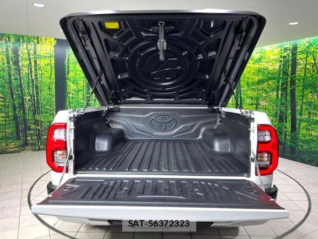 Toyota HILUX 2023-09 8336160-10