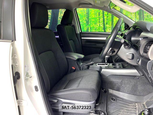 Toyota HILUX 2023-09 8336160-8