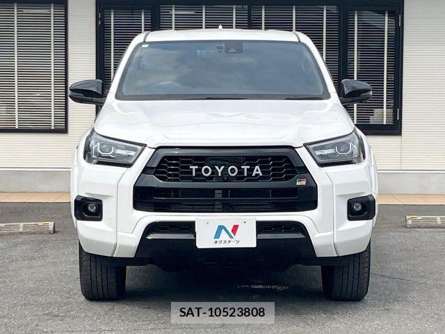Toyota HILUX 2023-01 8354642-14