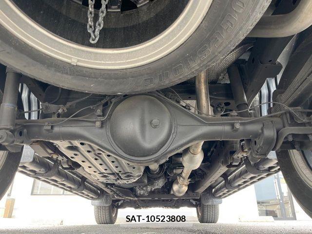 Toyota HILUX 2023-01 8354642-18