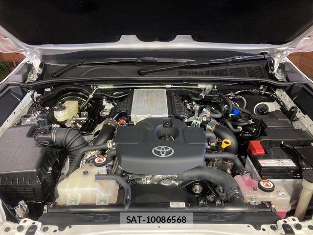 Toyota HILUX 2026-07 8366229-17