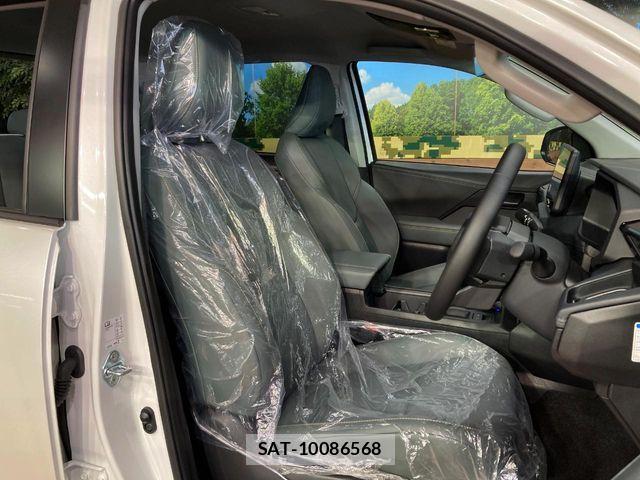 Toyota HILUX 2026-07 8366229-8