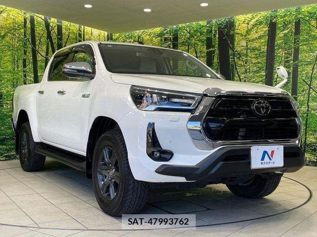 Toyota HILUX 2022-12 8366232-15