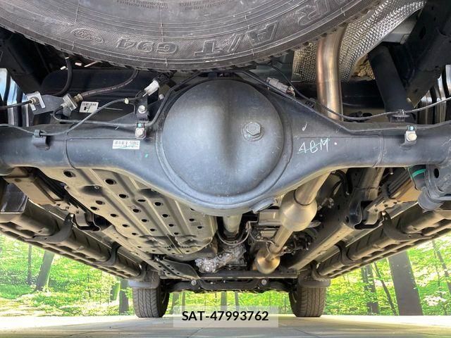 Toyota HILUX 2022-12 8366232-18