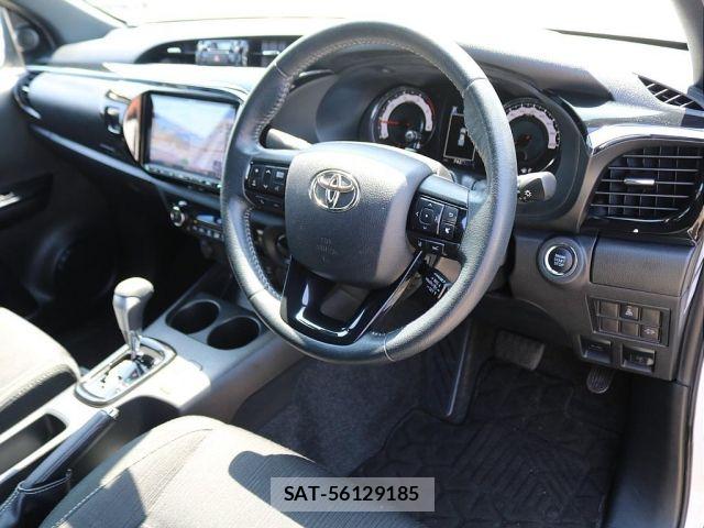 Toyota HILUX 2019-10 8366233-4