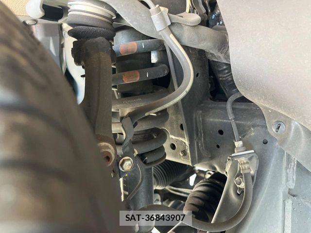 Toyota HILUX 2022-07 8366231-19