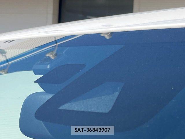 Toyota HILUX 2022-07 8366231-7