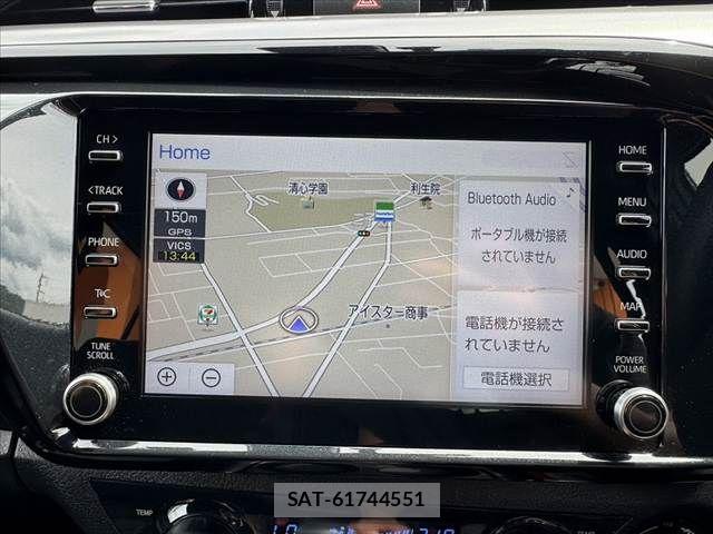 Toyota HILUX 2022-09 8371723-4