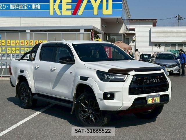Toyota HILUX 2022-03 8412812-3