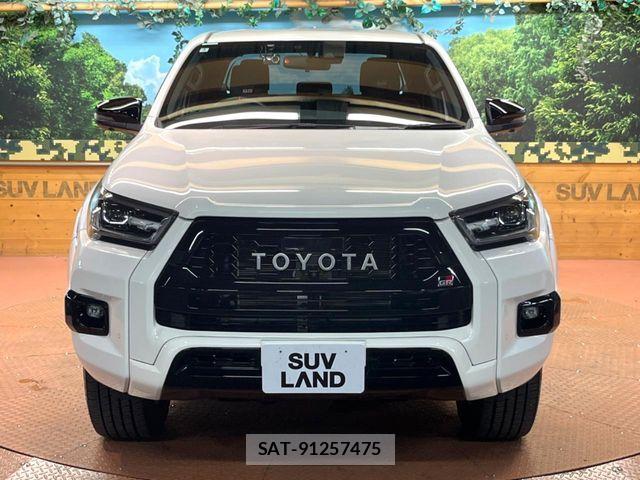 Toyota HILUX 2023-07 8438206-15