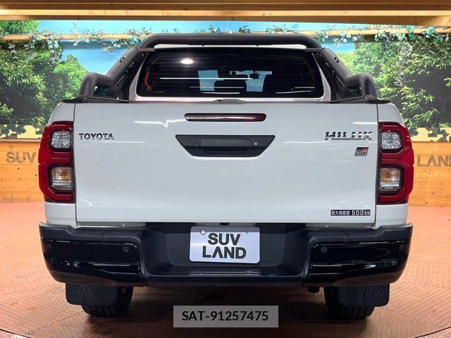 Toyota HILUX 2023-07 8438206-16