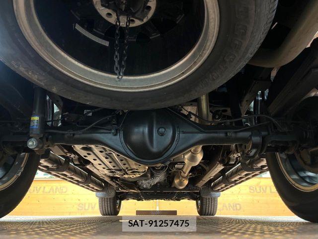Toyota HILUX 2023-07 8438206-18
