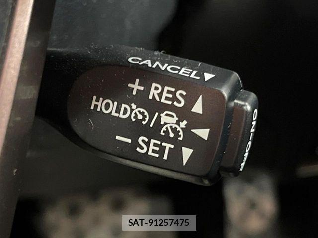 Toyota HILUX 2023-07 8438206-4
