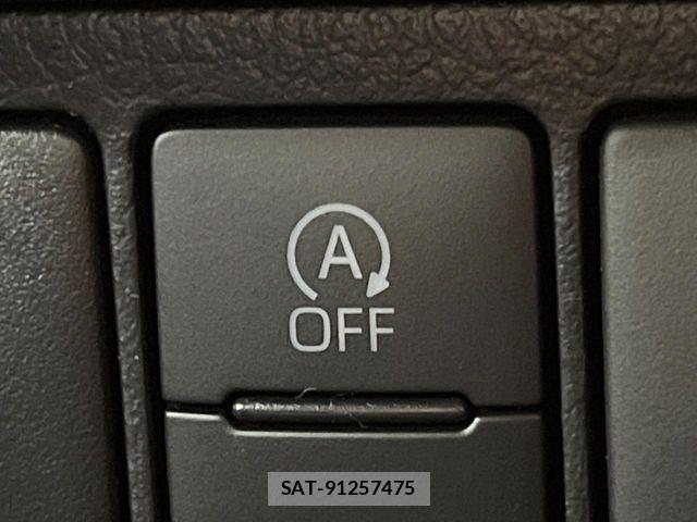 Toyota HILUX 2023-07 8438206-7