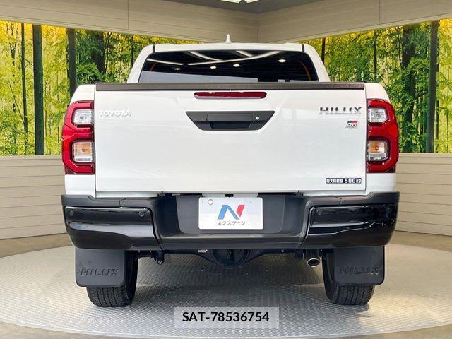 Toyota HILUX 2022-04 8438207-14