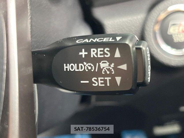 Toyota HILUX 2022-04 8438207-6