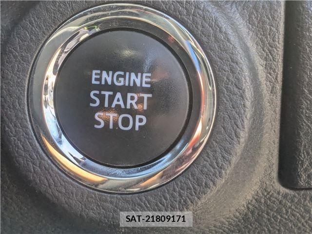 Toyota HILUX 2018-05 8457646-15