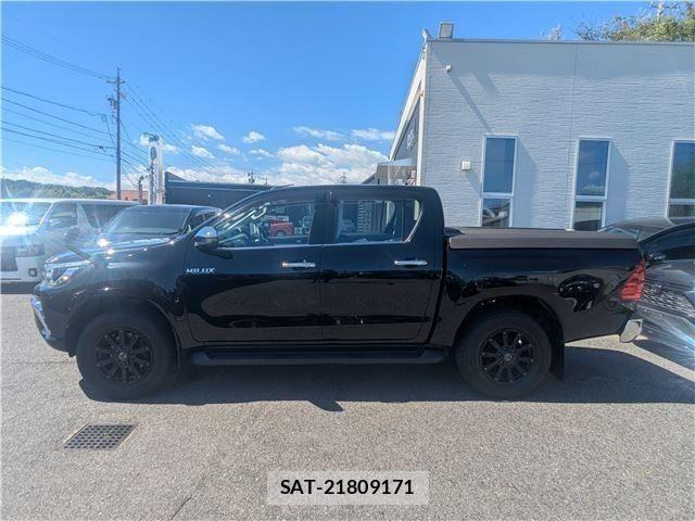Toyota HILUX 2018-05 8457646-6