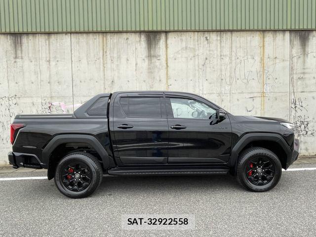 Toyota HILUX 2026-06 8457634-10