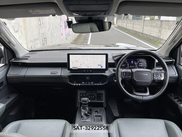 Toyota HILUX 2026-06 8457634-6