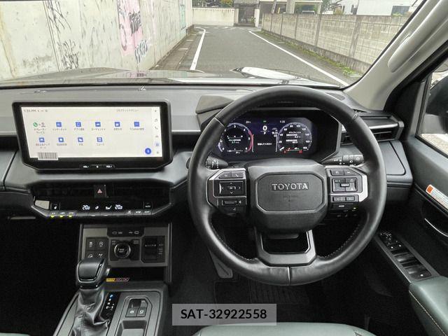 Toyota HILUX 2026-06 8457634-7