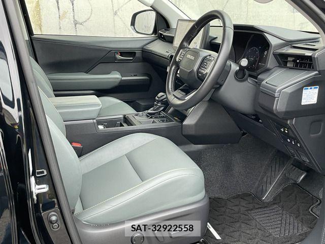 Toyota HILUX 2026-06 8457634-8