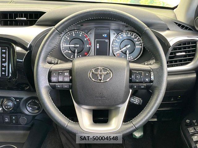 Toyota HILUX 2021-11 8457645-10
