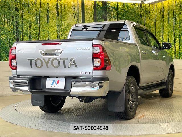 Toyota HILUX 2021-11 8457645-16