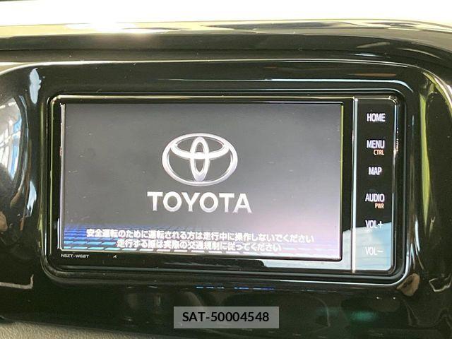 Toyota HILUX 2021-11 8457645-2