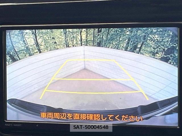Toyota HILUX 2021-11 8457645-3