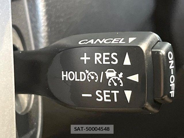 Toyota HILUX 2021-11 8457645-4